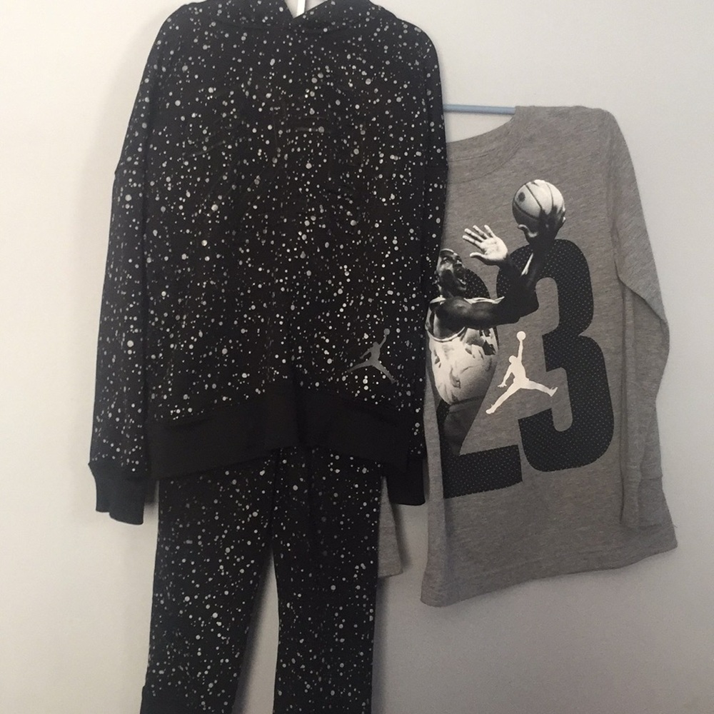 Jordan’s Boys hoodie and joggers sizeS(8-10)